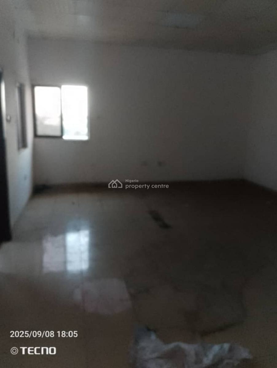 Lovely 2 Bedrm Flat Penthouse+ Amenities, Off Hakeem Balogun Str Agidingbi Alausa, Agidingbi, Ikeja, Lagos, Commercial Property for Rent