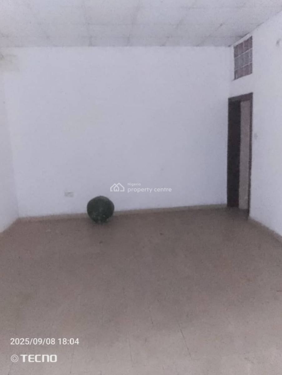 Lovely 2 Bedrm Flat Penthouse+ Amenities, Off Hakeem Balogun Str Agidingbi Alausa, Agidingbi, Ikeja, Lagos, Commercial Property for Rent