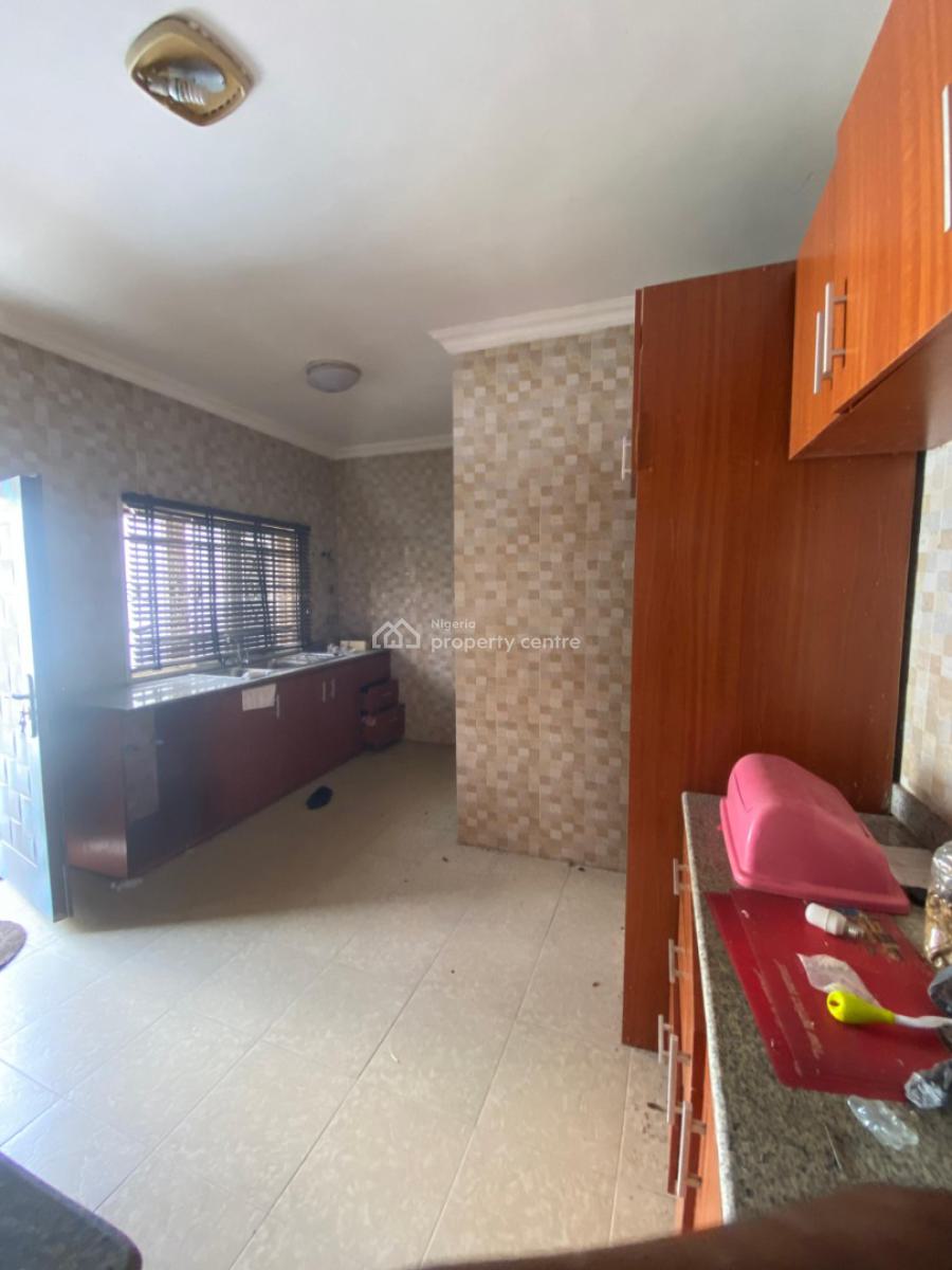 Luxury 4 Bedroom Duplex, Off Mobile Road., Ilaje, Ajah, Lagos, House for Rent
