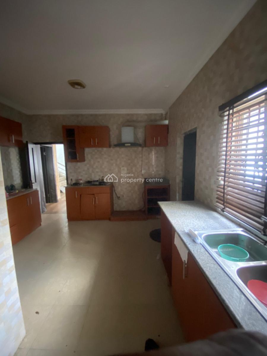 Luxury 4 Bedroom Duplex, Off Mobile Road., Ilaje, Ajah, Lagos, House for Rent