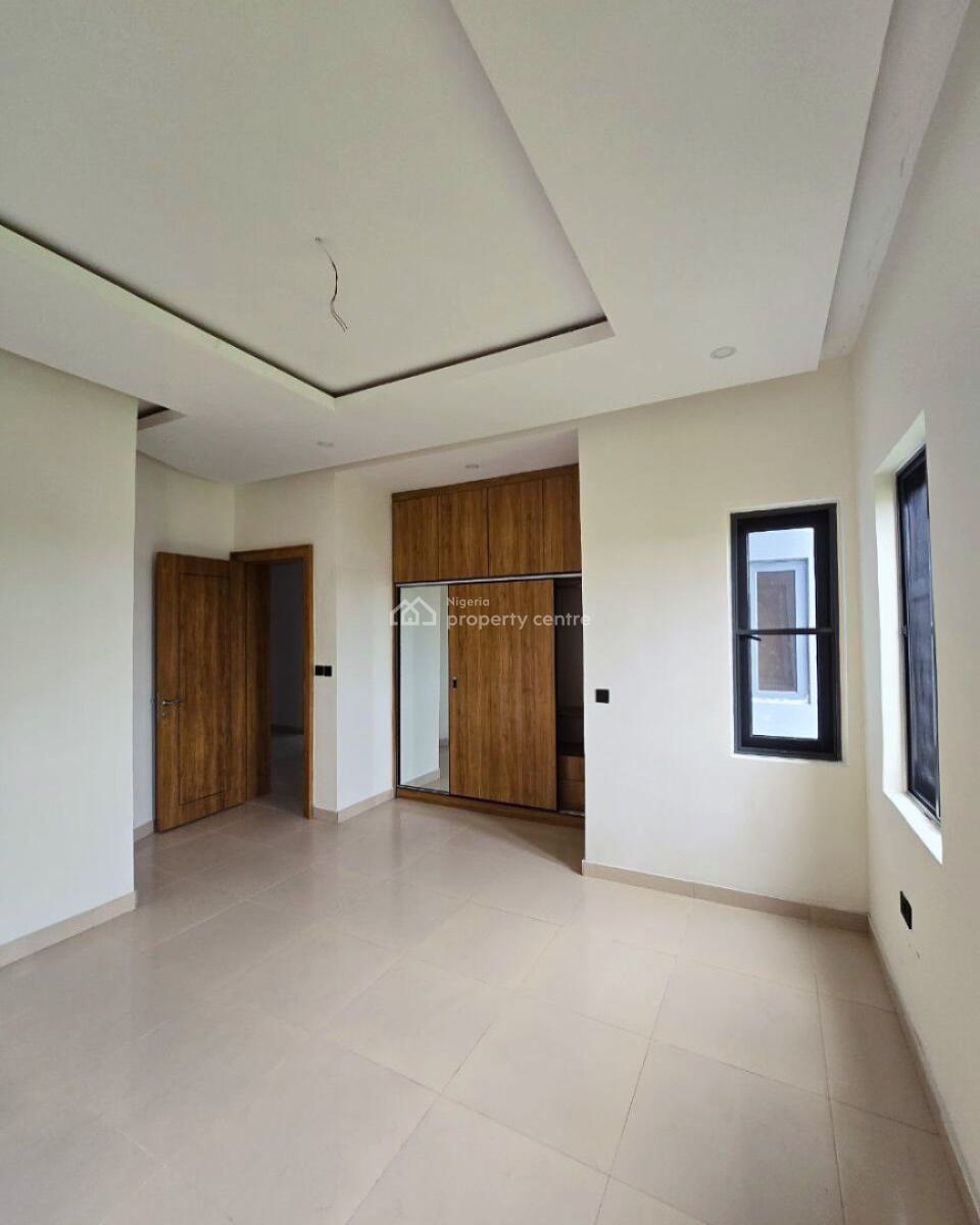 2-bedroom Penthouse (with Bq), Lekki Phase 1, Lekki, Lagos, Flat / Apartment for Rent