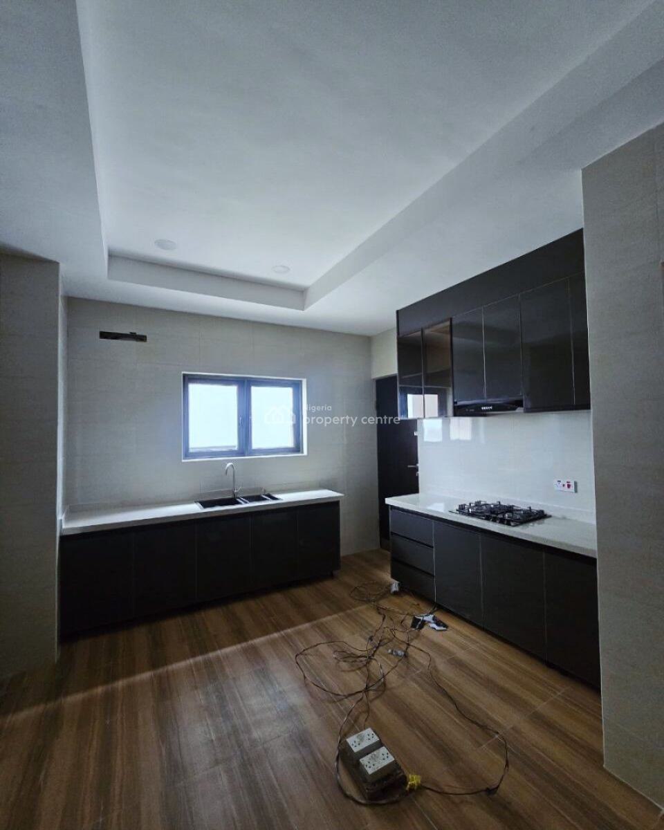 2-bedroom Penthouse (with Bq), Lekki Phase 1, Lekki, Lagos, Flat / Apartment for Rent