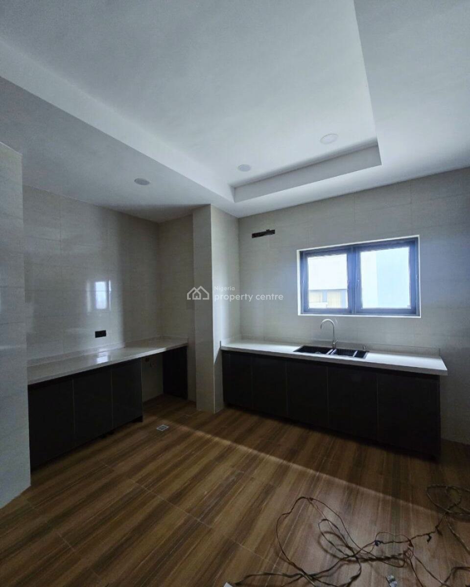 2-bedroom Penthouse (with Bq), Lekki Phase 1, Lekki, Lagos, Flat / Apartment for Rent