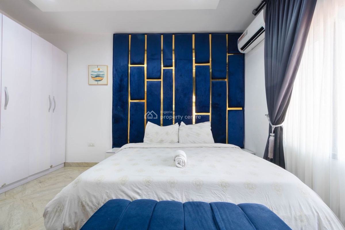 Luxury 2 Bedroom with Swimming Pool,gym and Rooftop Chill Spot, 2nd Roundabout, Lekki, Lagos, Flat / Apartment Short Let
