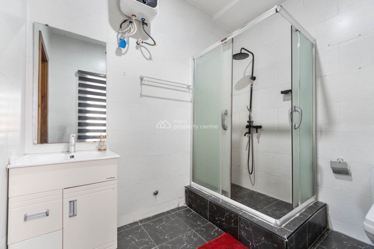 Luxury 2 Bedroom with Swimming Pool,gym and Rooftop Chill Spot, 2nd Roundabout, Lekki, Lagos, Flat / Apartment Short Let