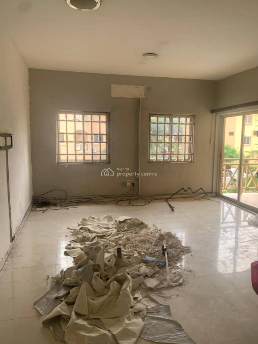 Fully Service 3 Bedroom Flat with Bq, Victory Park, Osapa, Lekki, Lagos, Flat / Apartment for Rent