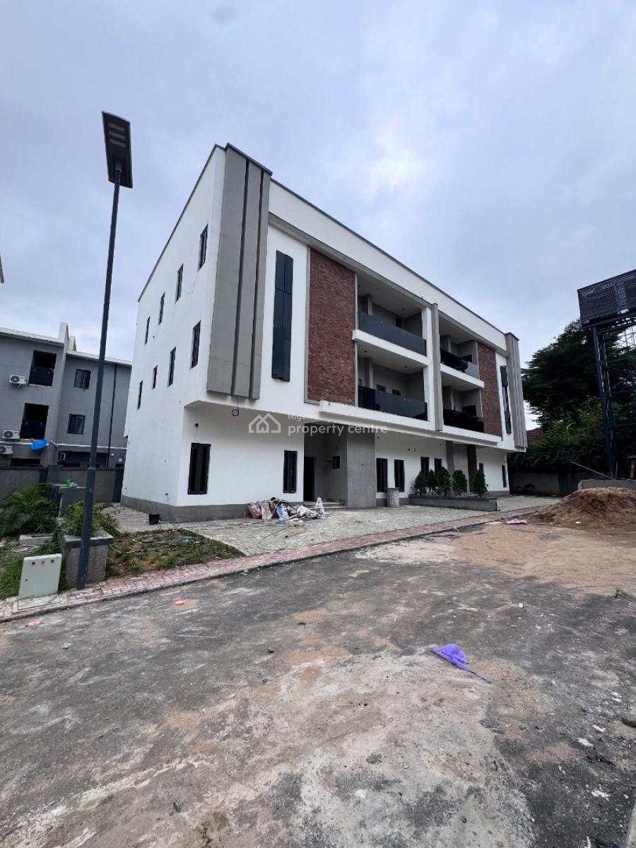 Solid Built 6 Bedroom Semi Detached Duplex in a Serene Environment, Durumi, Abuja, Semi-detached Duplex for Sale