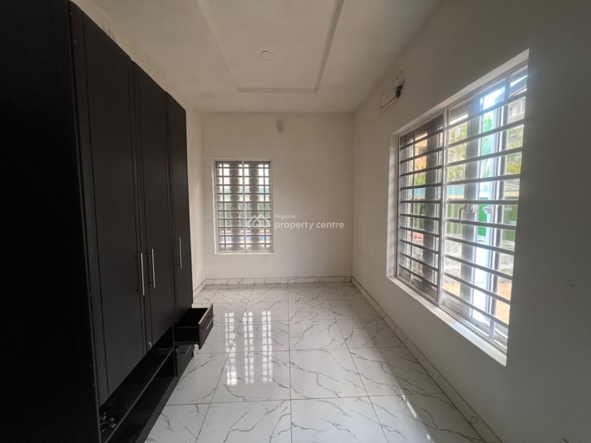 3 Bedroom Apartment, Off Palace Road, Oniru, Victoria Island (vi), Lagos, Flat / Apartment for Rent