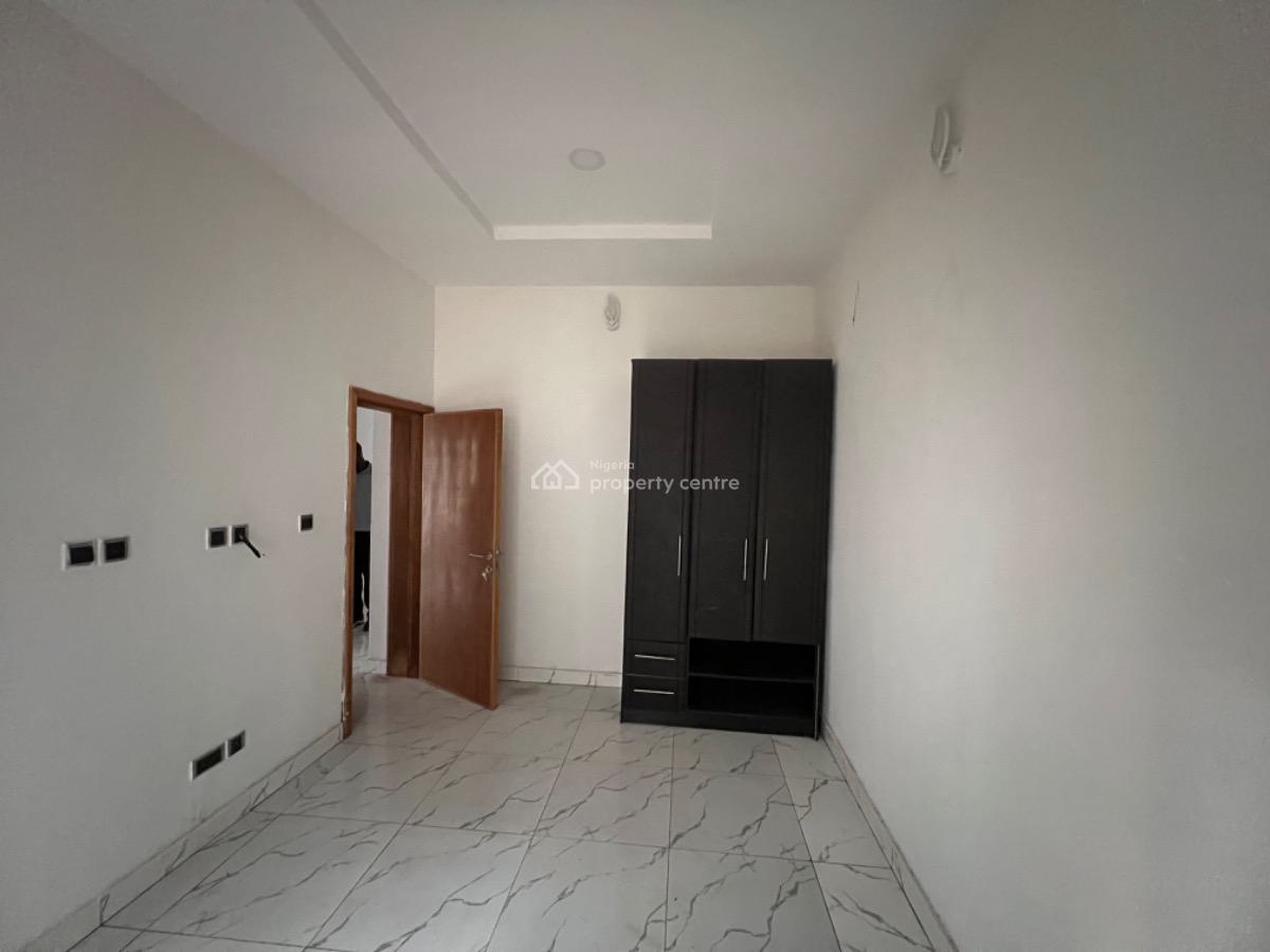 3 Bedroom Apartment, Off Palace Road, Oniru, Victoria Island (vi), Lagos, Flat / Apartment for Rent