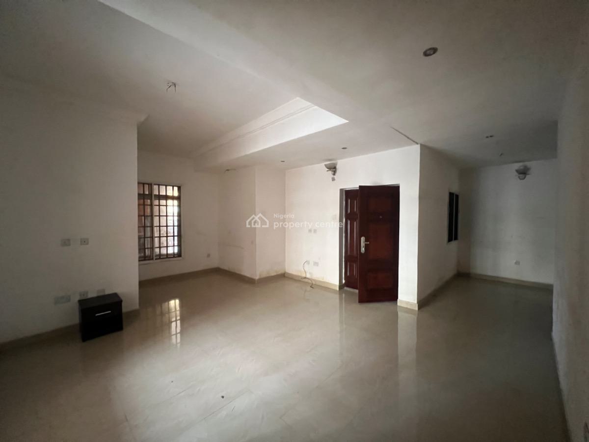 2 Bedroom Apartment, Off Palace Road, Oniru, Victoria Island (vi), Lagos, Flat / Apartment for Rent
