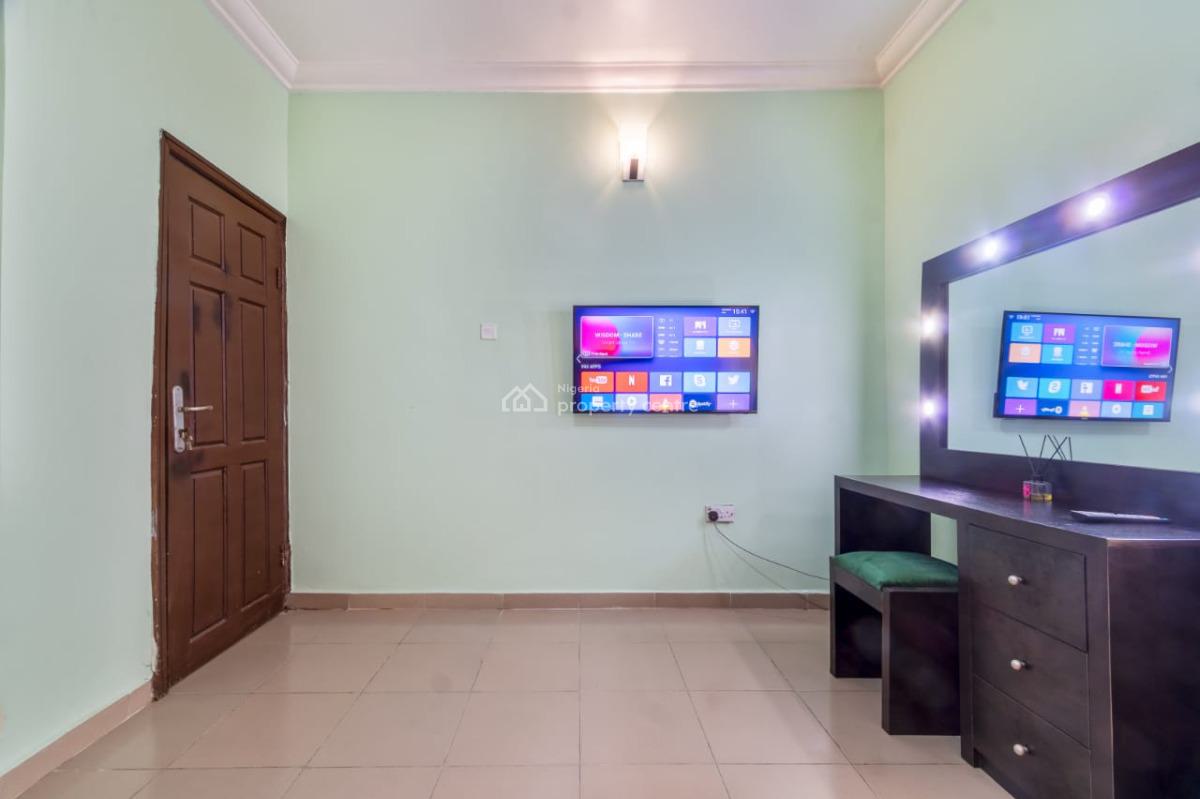 Furnished & Serviced 2 Bedroom Flat on First Floor, Kusenla Road,  Chisco Ikate, Ikate, Lekki, Lagos, Flat / Apartment for Sale