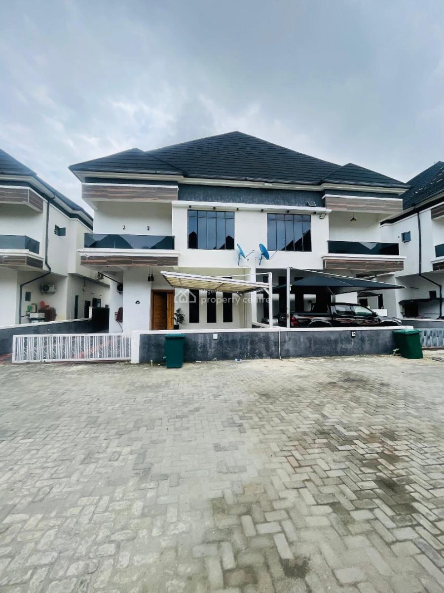 The Luxurious 4bedroom Semi Detached Home, Chevron, Lekki, Lagos, Semi-detached Duplex for Sale