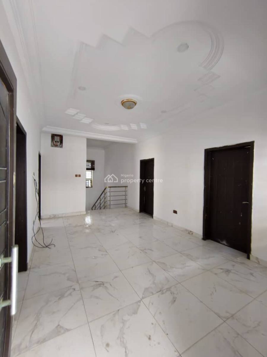 Well Renovated 5 Bedroom Fully Detached, Ikota, Lekki, Lagos, Detached Duplex for Rent
