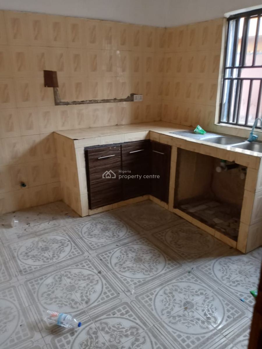 Spacious 3bedroom Flat, Iroko Estate Isheri Olofin Lasu Rd, Isheri Olofin, Alimosho, Lagos, Flat / Apartment for Rent