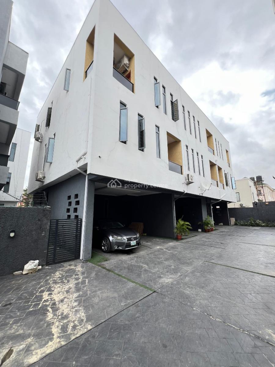 Lovely 4 Bedroom Terrace Duplex with a Bq, Osapa, Lekki, Lagos, House for Sale