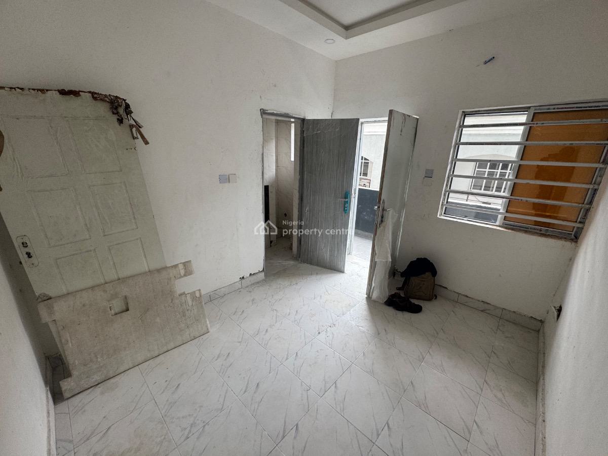 a Luxury Fully Serviced 2 Bedroom Apartment with Bq, Off Spg Road, Ologolo, Lekki, Lagos, Flat / Apartment for Rent