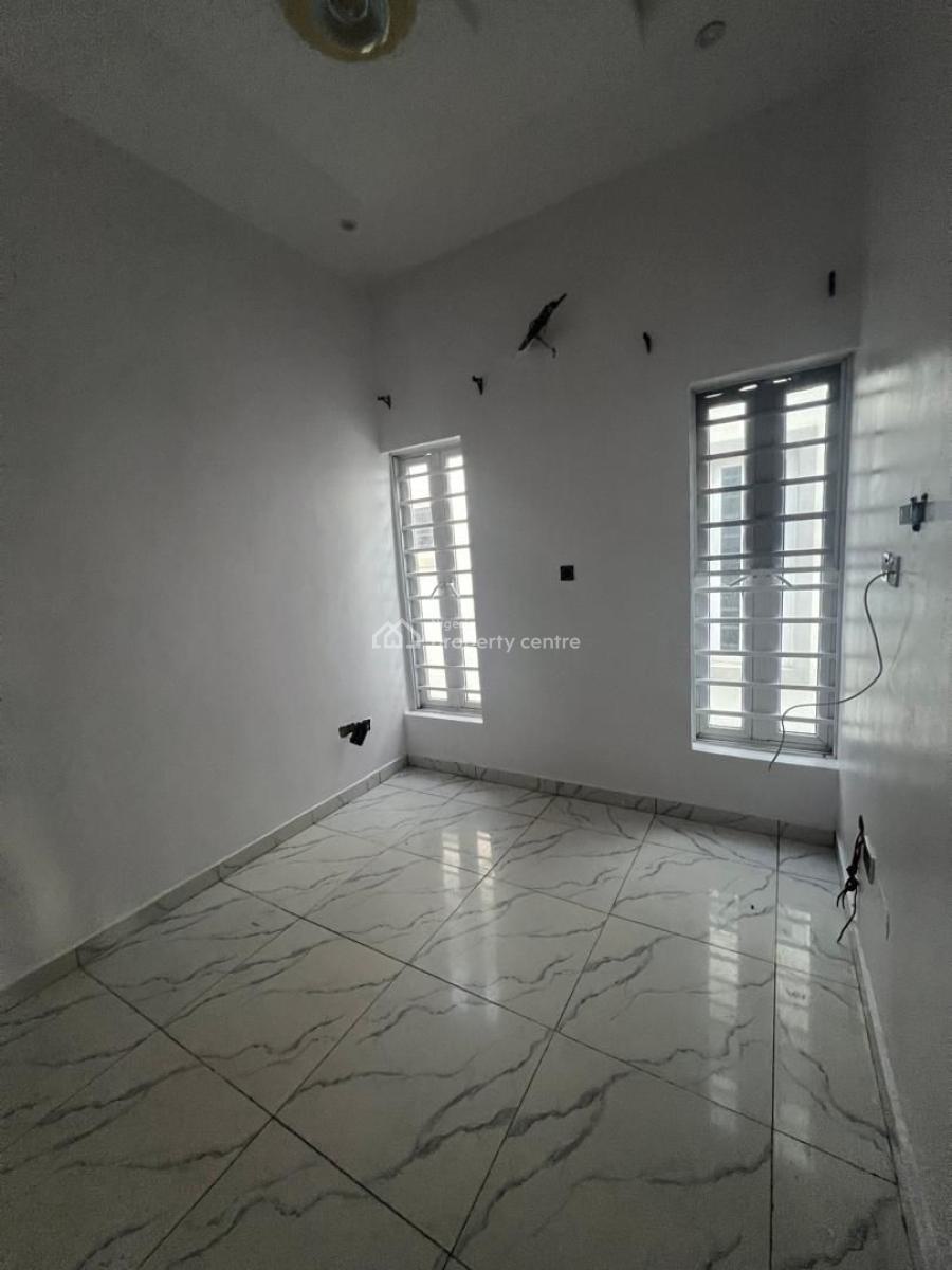Room and Parlor to Share Kitchen, Orchid Road, Lekki, Lagos, Flat / Apartment for Rent