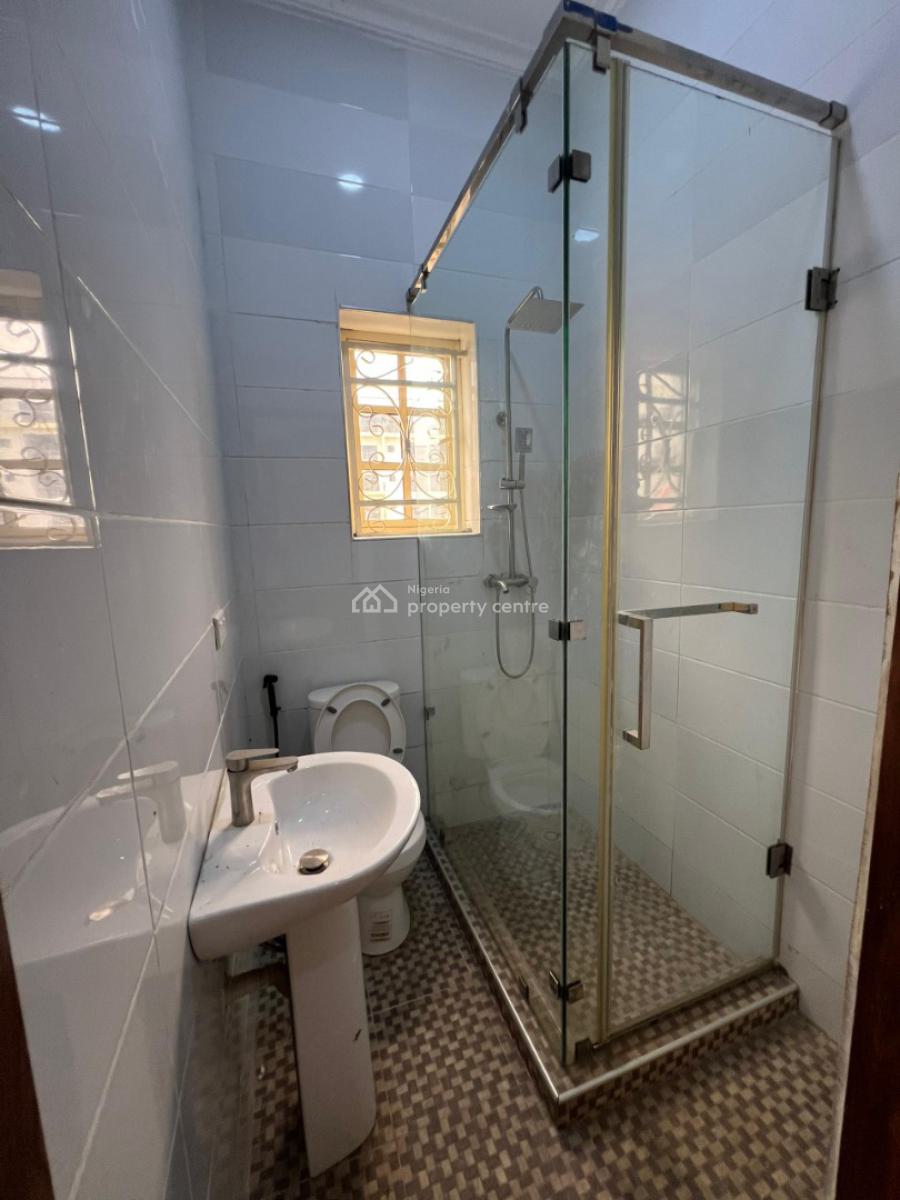 3 Bedroom Apartment, Lekki Phase 1, Lekki, Lagos, Flat / Apartment for Rent