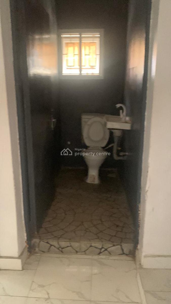 Decent Standard and Spacious 3 Bedroom Apartment, Oba Akran, Ikeja, Lagos, Flat / Apartment for Rent