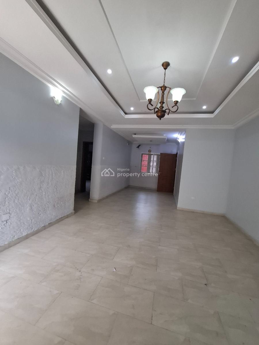 Standard Two Bedroom Just Out, Guzape District, Abuja, Flat / Apartment for Rent