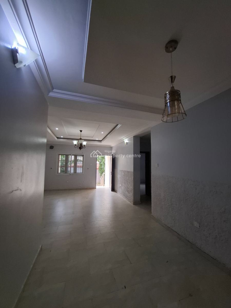 Standard Two Bedroom Just Out, Guzape District, Abuja, Flat / Apartment for Rent