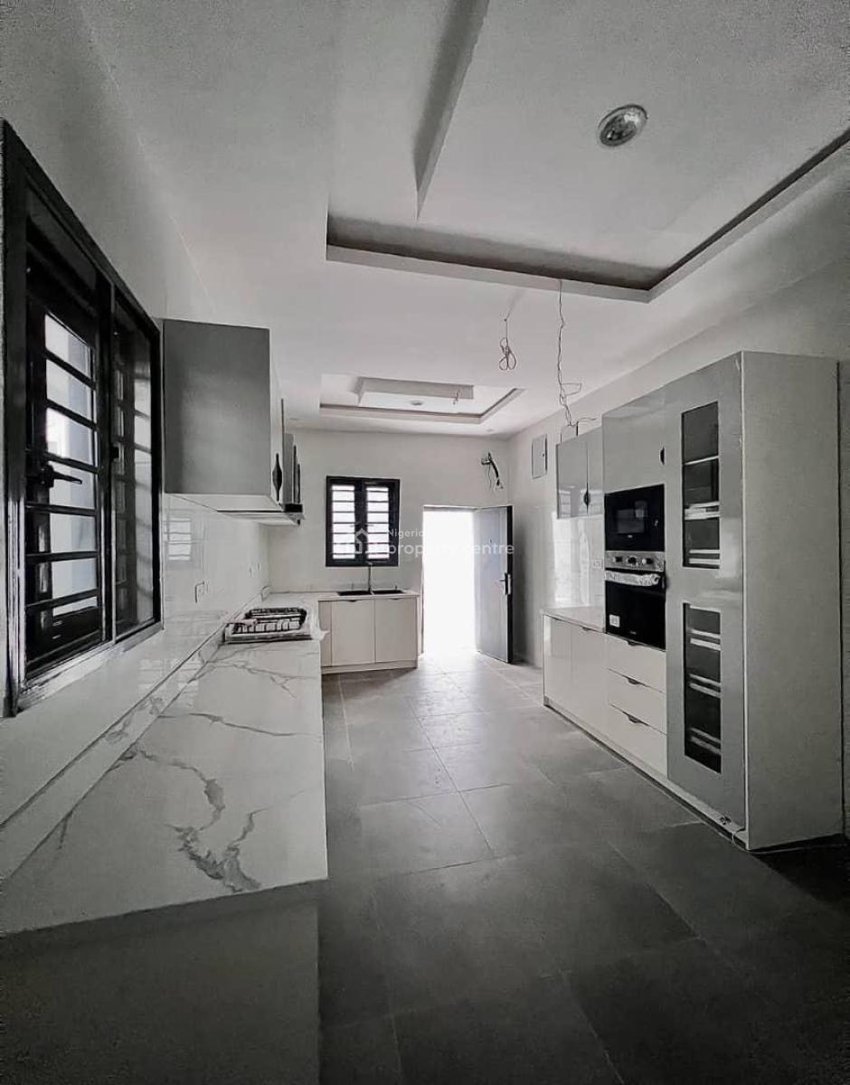 1 Unit of 5 Bedroom Fully Detached Duplex with Bq and Car Port, Best Value Detached Duplex Within Serenity and Security, Lekki Phase 1, Lekki, Lagos, Detached Duplex for Sale