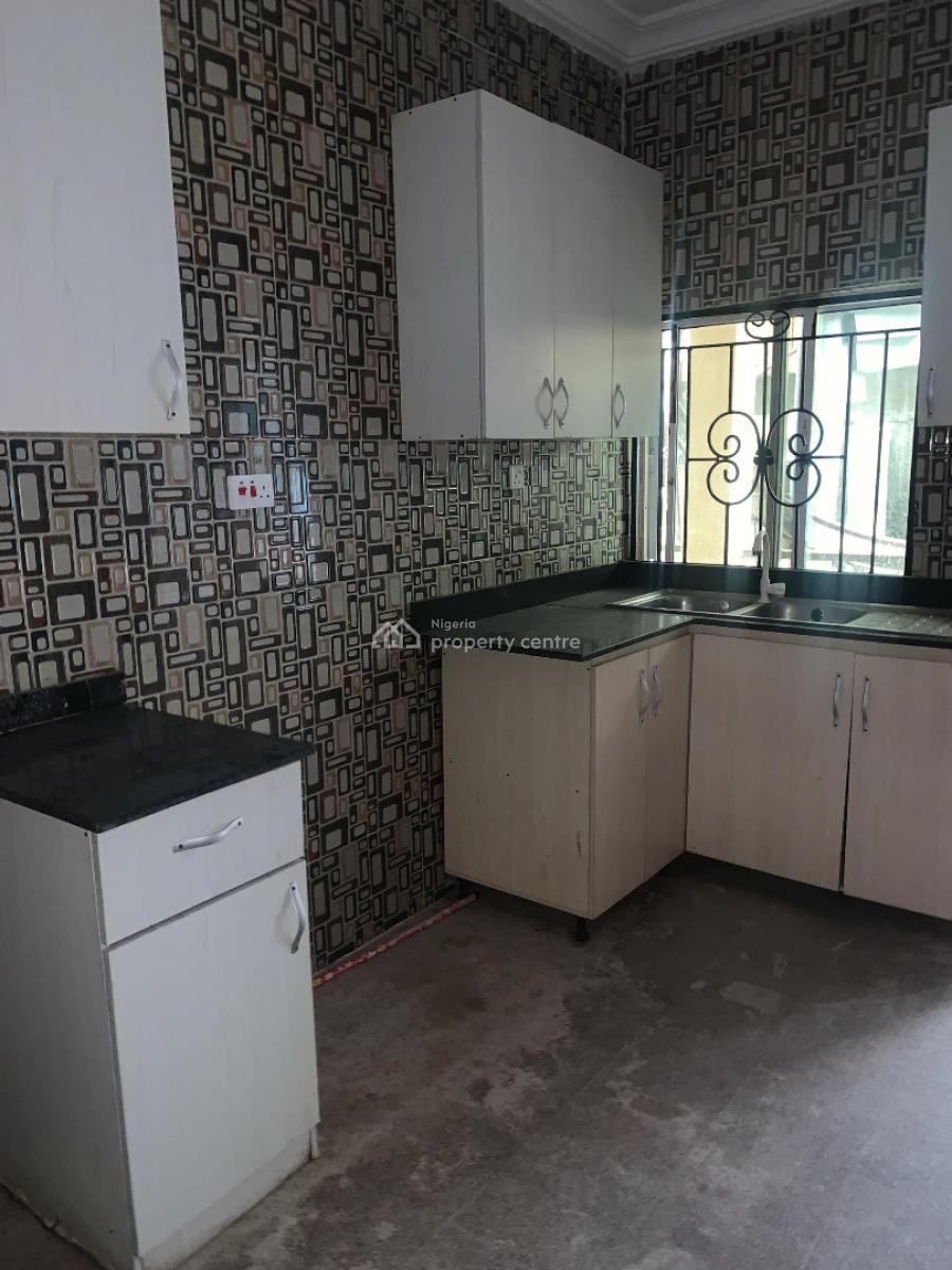 Spacious 3 Bedroom Apartment, Chevy View Estate,chevron Drive, Lekki Phase 1, Lekki, Lagos, Flat / Apartment for Rent