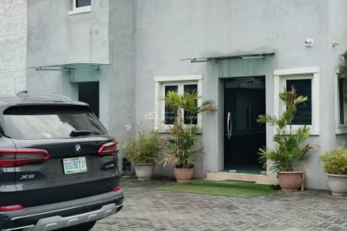 2 Storey Building (ground Floor + 2 Floors) Mixed-use Property, Lekki Phase 1, Lekki, Lagos, Office Space for Rent