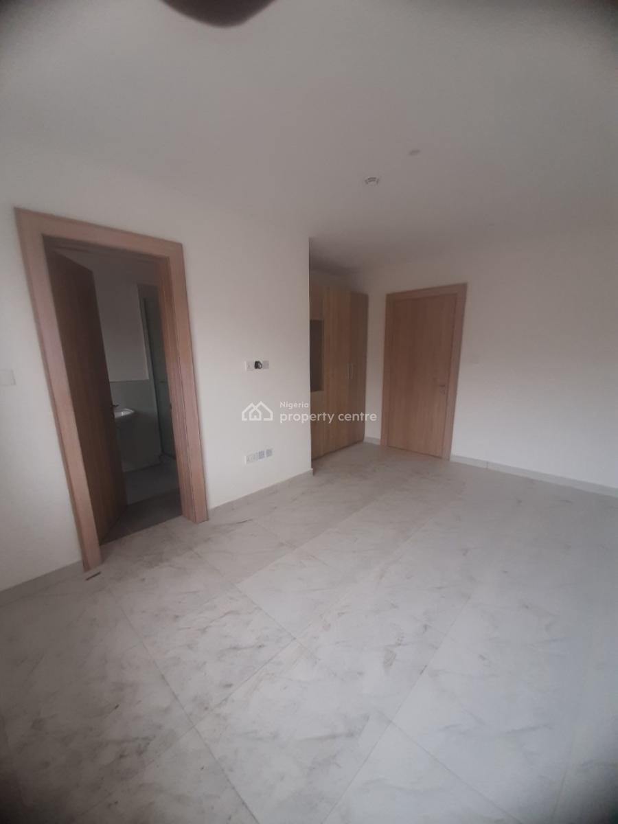 Newly Built and Serviced 3 Bedroom En-suite Flat with Fitted Kitchen,, Ikate, Lekki, Lagos, Flat / Apartment for Sale