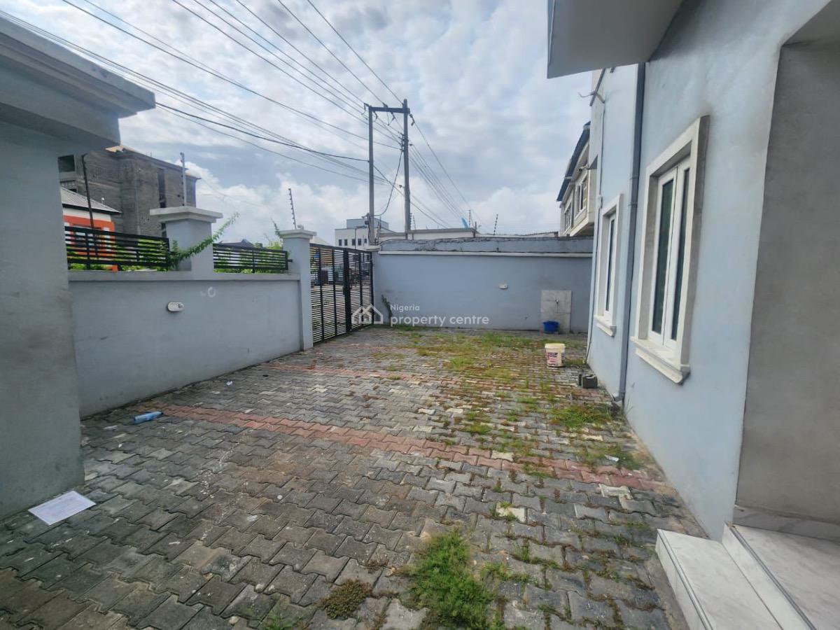Spacious 4 Detached Duplex with Bq, Ologolo, Lekki, Lagos, Detached Duplex for Rent