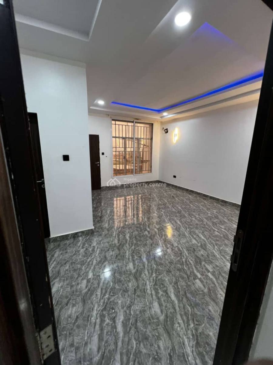 4 Bedroom Terrace with Bq, Guzape District, Abuja, Terraced Duplex for Rent