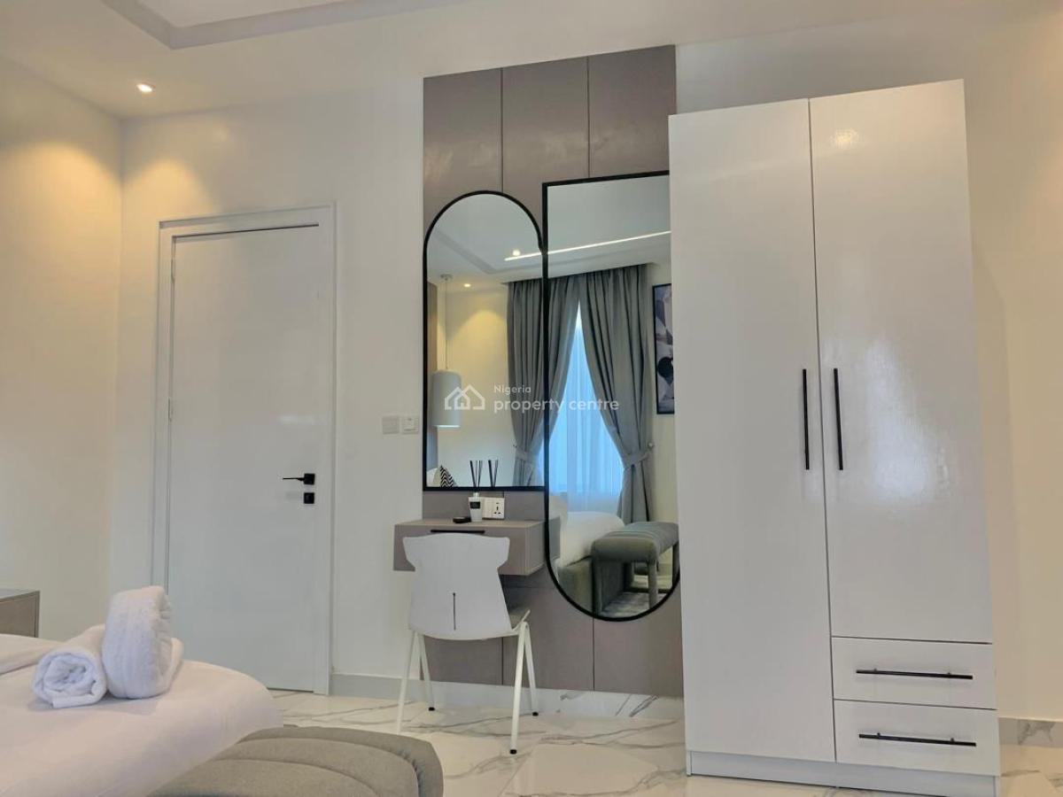 Luxury 2 Bedroom Apartment with Ps5 and Snooker Board, Jide Oki Street, Victoria Island (vi), Lagos, Flat / Apartment Short Let