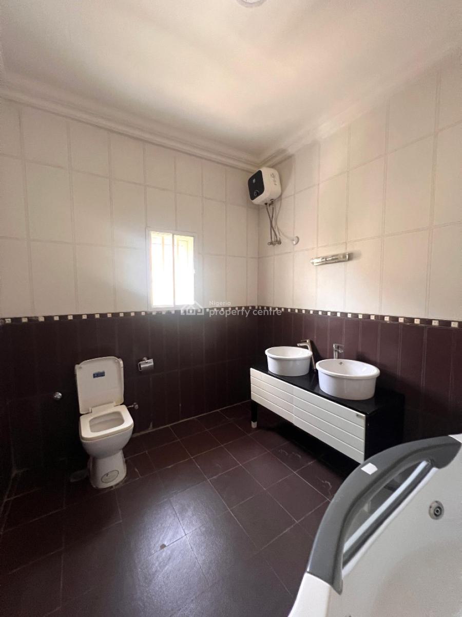5 Bedroom Semi-detached Duplex, Guzape District, Abuja, Semi-detached Duplex for Rent
