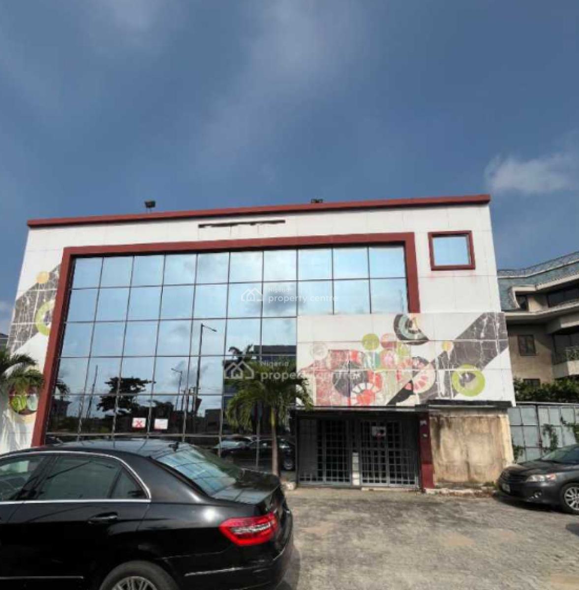Mixed Use (formerly Occupied By a Bank), Victoria Island (vi), Lagos, Plaza / Complex / Mall for Sale