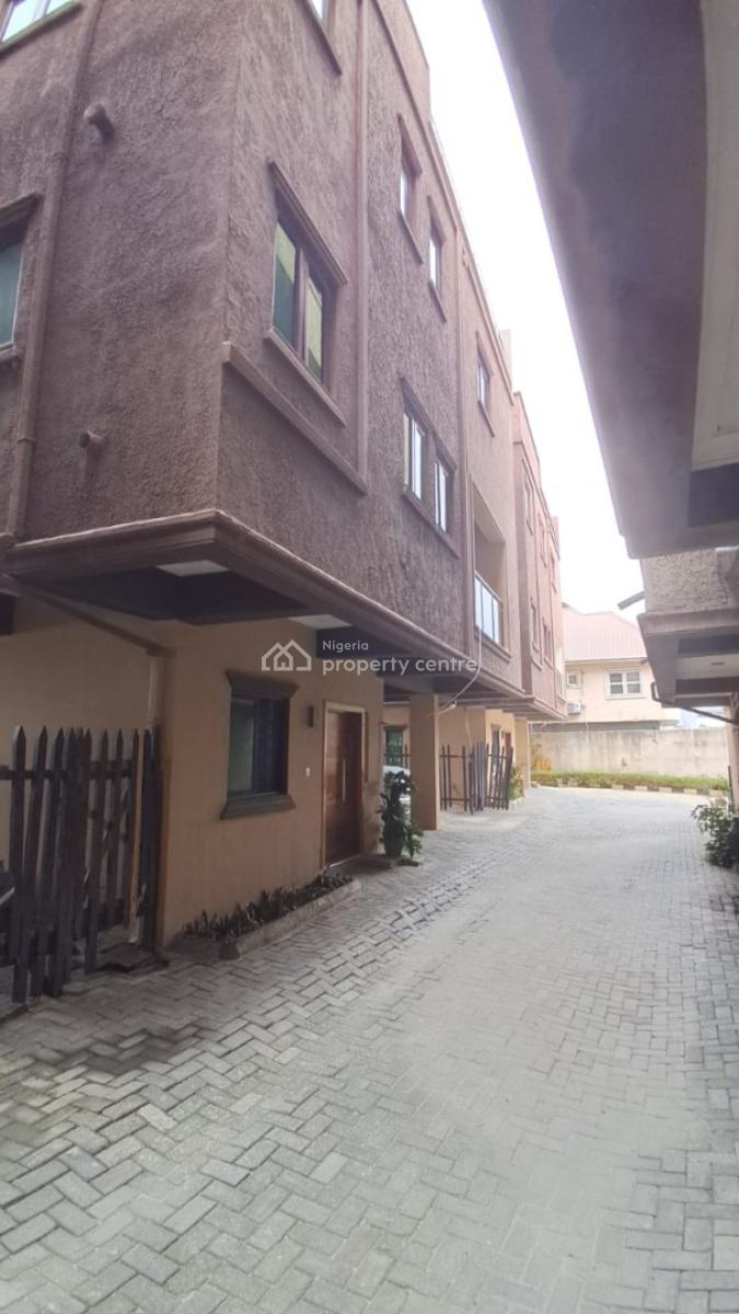 Furnished Mini Flat, Chisco, Ikate, Lekki, Lagos, Mini Flat (room and Parlour) for Rent