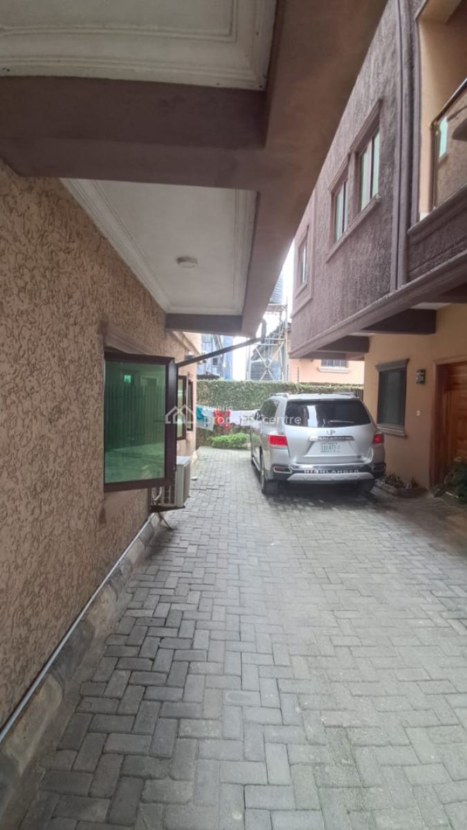 Furnished Mini Flat, Chisco, Ikate, Lekki, Lagos, Mini Flat (room and Parlour) for Rent