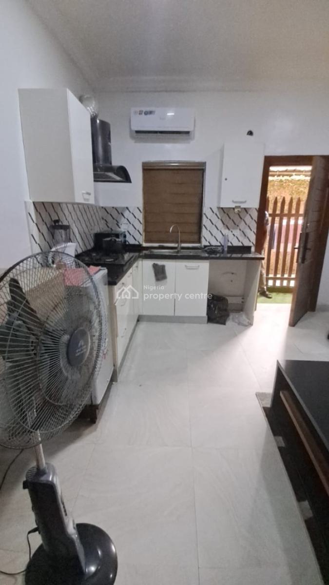 Furnished Mini Flat, Chisco, Ikate, Lekki, Lagos, Mini Flat (room and Parlour) for Rent