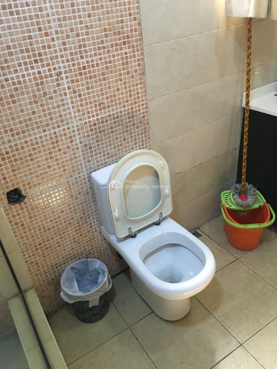 Newly Renovated 2 Bedrooms Flat with Pool, Off Oba Akinjobi, Ikeja Gra, Ikeja, Lagos, Flat / Apartment for Rent