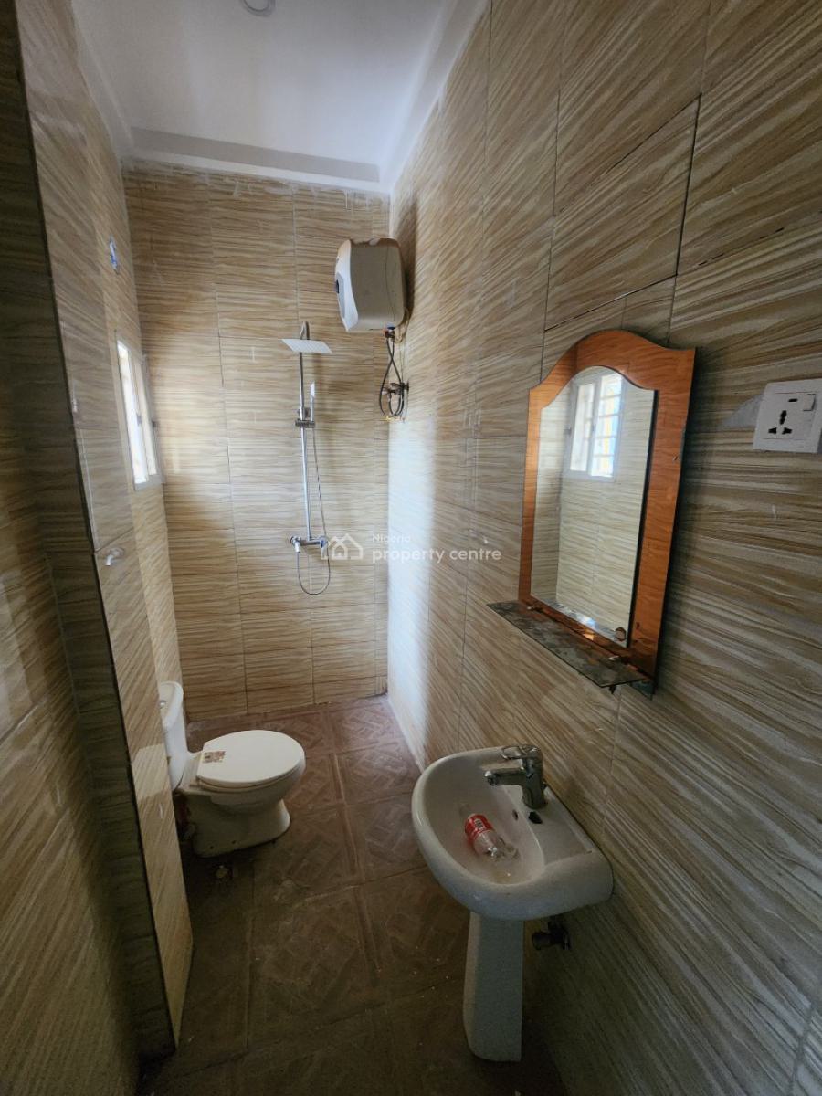 Luxury Three Bedroom Block of Flat, Dawaki District, Dawaki, Gwarinpa, Abuja, Flat / Apartment for Rent