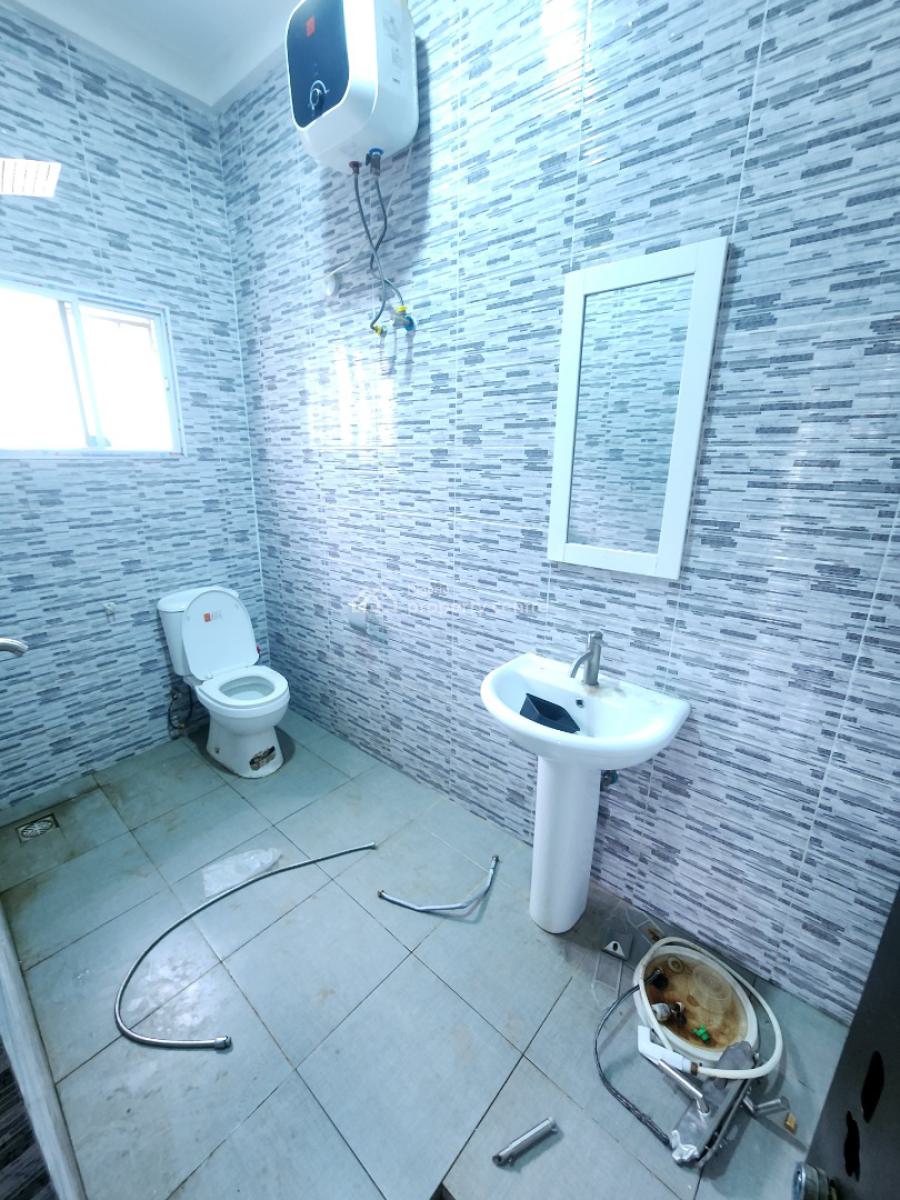 Luxury Two Bedroom Block of Flat, Dawaki District, Dawaki, Gwarinpa, Abuja, Flat / Apartment for Rent