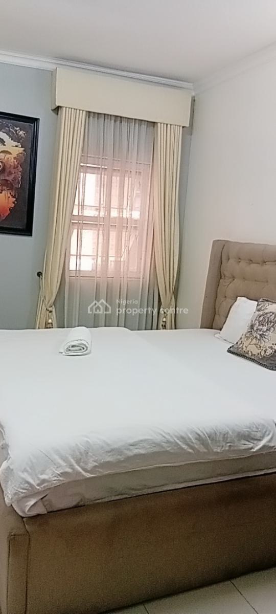 Luxurious Holiday 3bedroom Duplex, Ikeja Gra, Ikeja, Lagos, Flat / Apartment Short Let