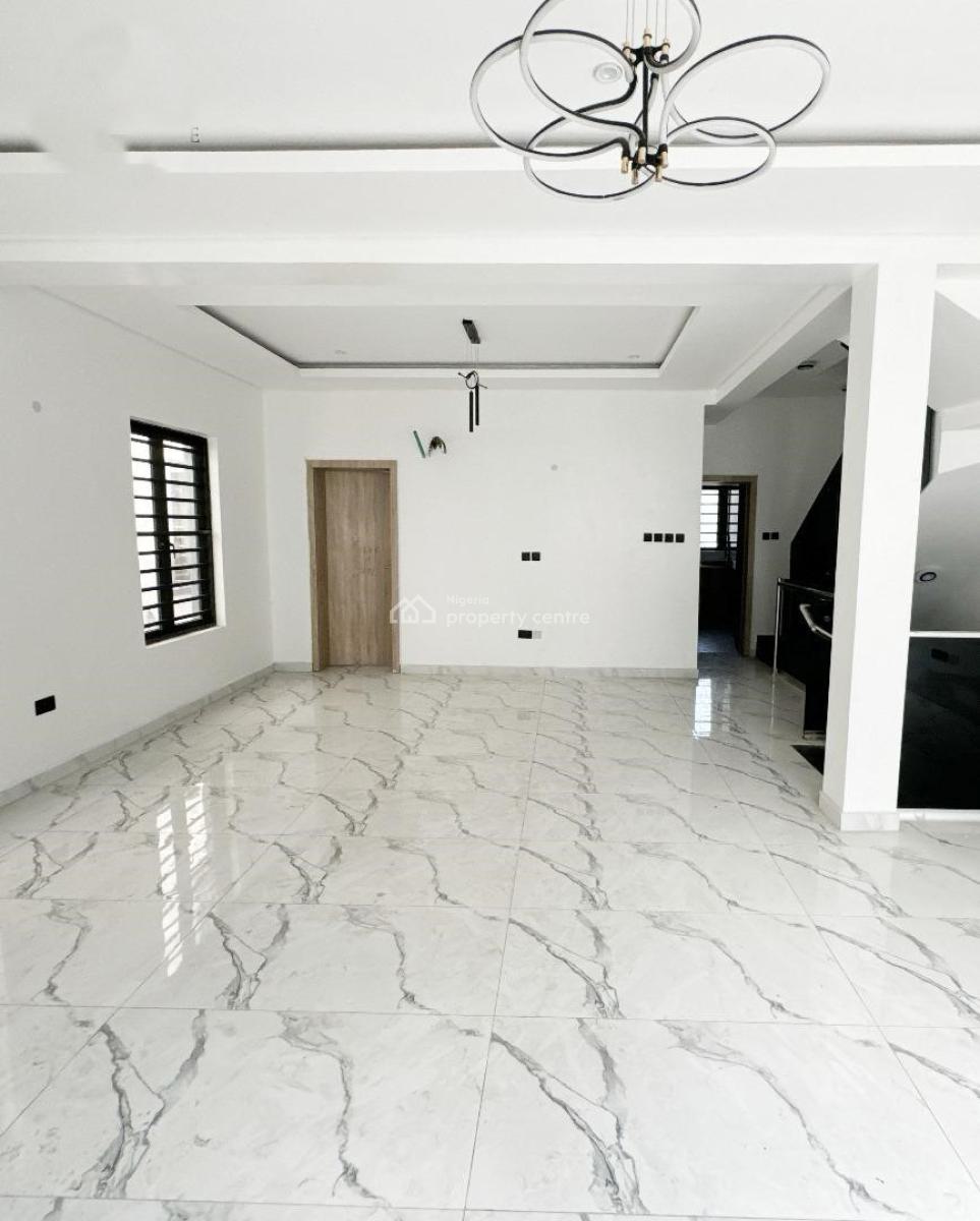 a 4 Bedrooms Semi-detached House with Bq, Ikate, Ikate Elegushi, Lekki, Lagos, Semi-detached Duplex for Sale