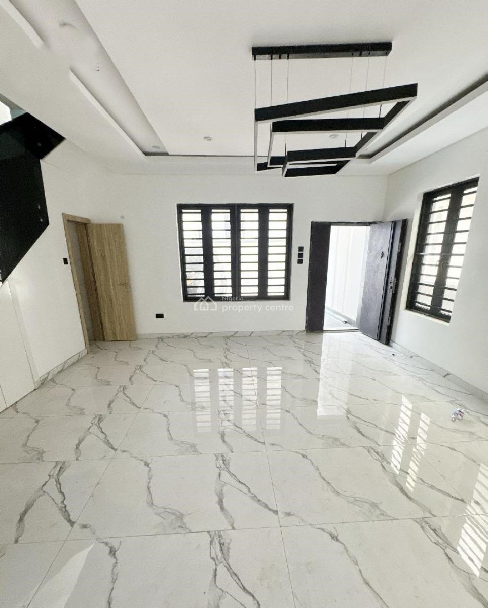 a 4 Bedrooms Semi-detached House with Bq, Ikate, Ikate Elegushi, Lekki, Lagos, Semi-detached Duplex for Sale