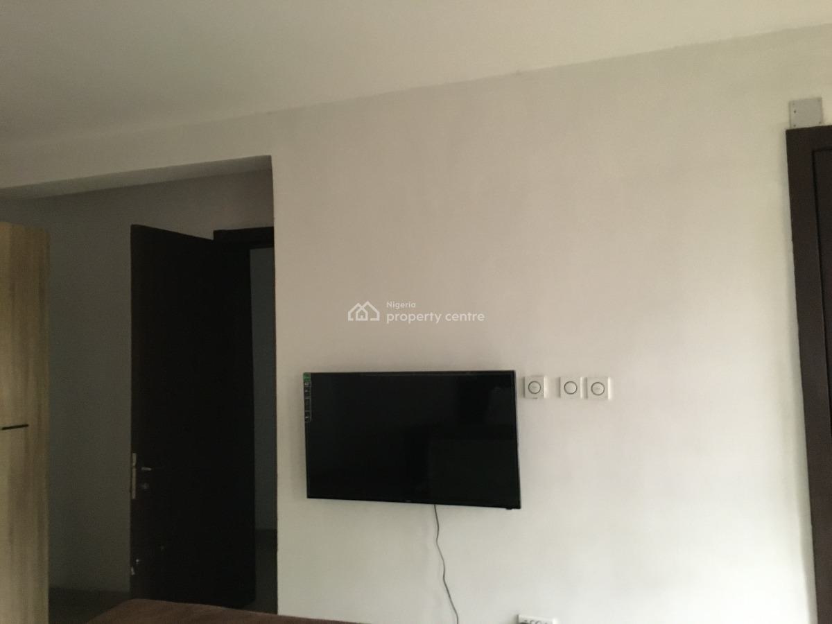 Fully Furnished 3 Bedrooms Flat with Pool Lift,gym, Reverend Ogunbiyi Street, Ikeja Gra, Ikeja, Lagos, Flat / Apartment Short Let
