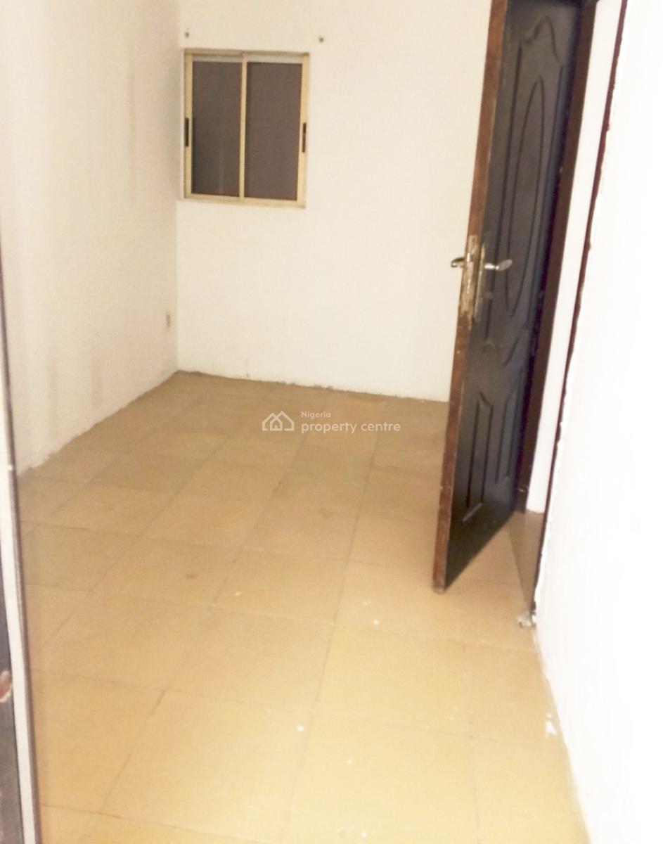 Nice and Standard 2 Bedroom Flat, Agungi, Lekki, Lagos, Flat / Apartment for Rent