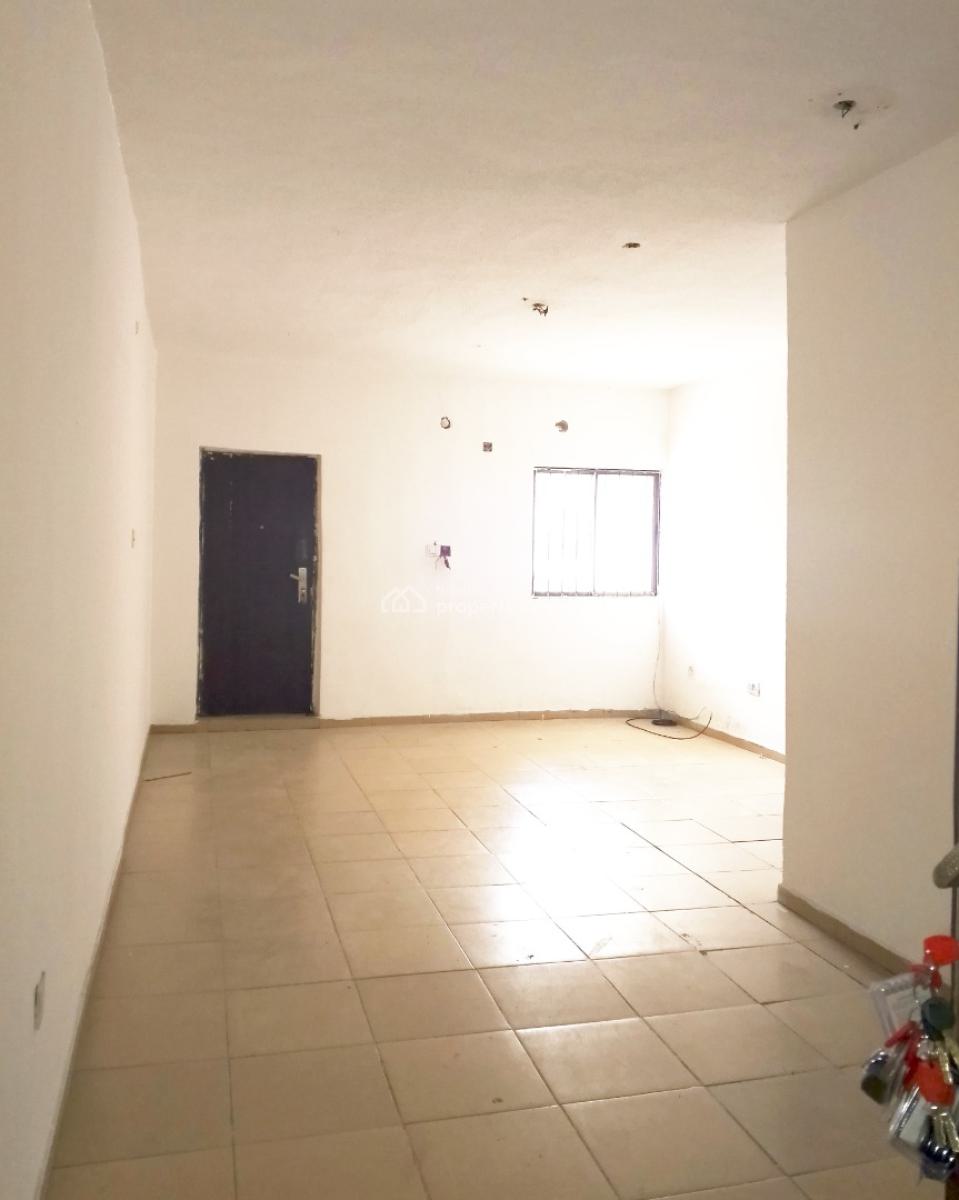 Nice and Standard 2 Bedroom Flat, Agungi, Lekki, Lagos, Flat / Apartment for Rent