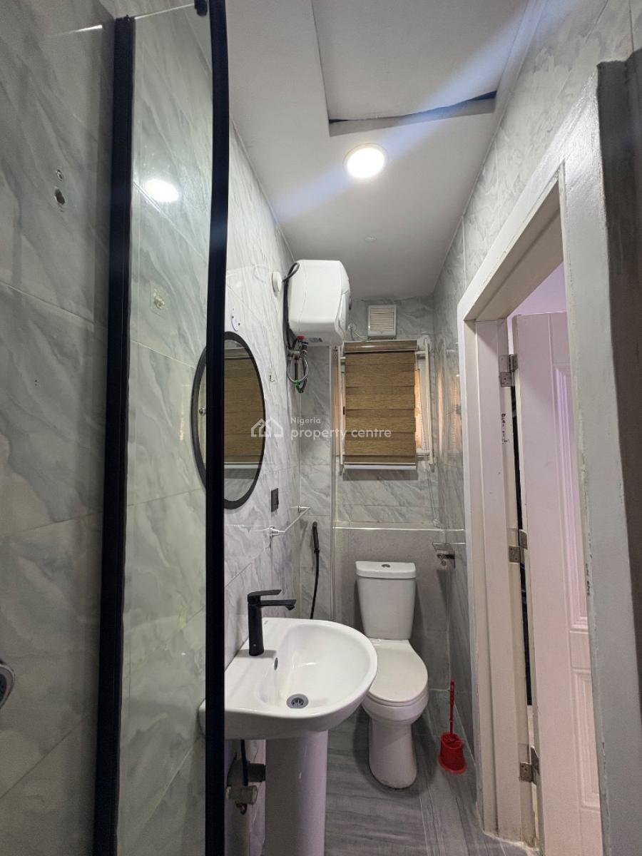 Well Spacious and Standard 4 Bedroom, Lagos Business School Axis, Sangotedo, Ajah, Lagos, Semi-detached Duplex Short Let