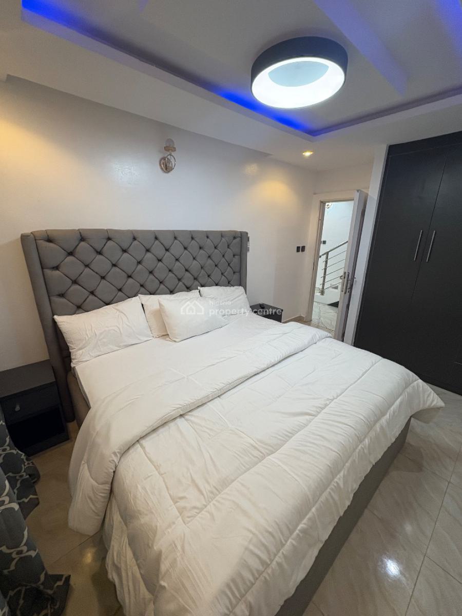Well Spacious and Standard 4 Bedroom, Lagos Business School Axis, Sangotedo, Ajah, Lagos, Semi-detached Duplex Short Let