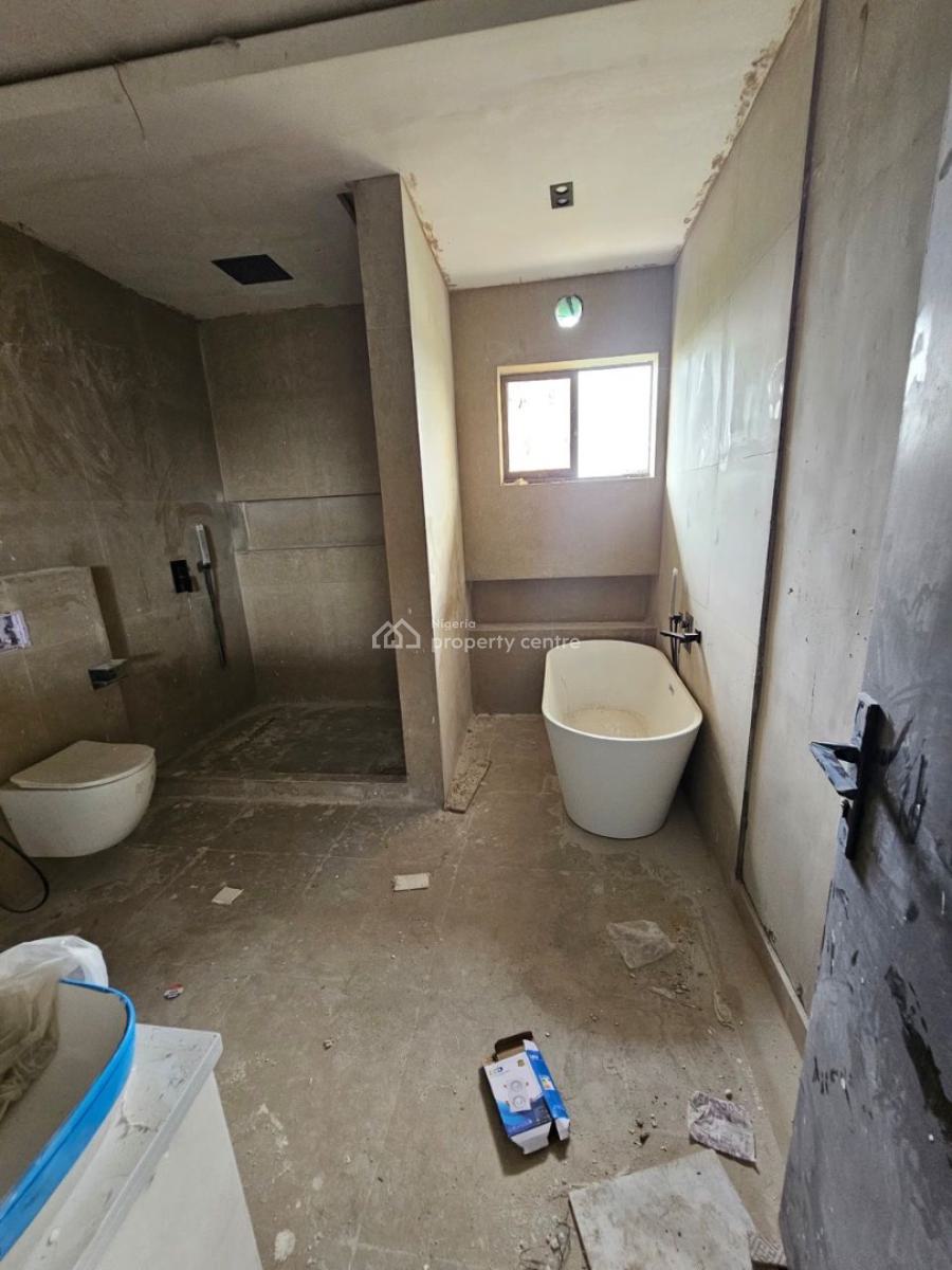 Luxurious 4 Bedroom Terraces Duplex with Bq, Obanikoro, Shomolu, Lagos, House for Sale