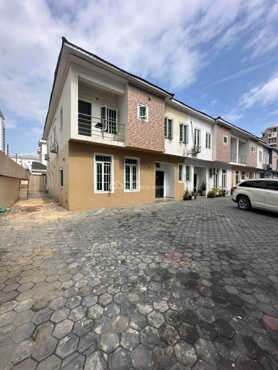 Spacious Well Maintained 2 Bed Apartment, Ikate, Lekki, Lagos, Flat / Apartment for Rent